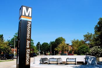 Potomac ave metro
